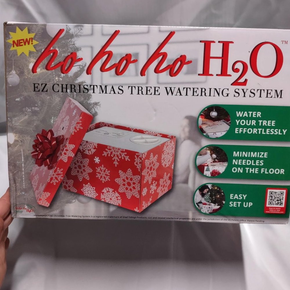 Xmas tree watering system